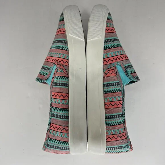 Serra Womens Multicolor Aztec Print Canvas Low Top Size 7 Slip On Shoes - Picture 6 of 9